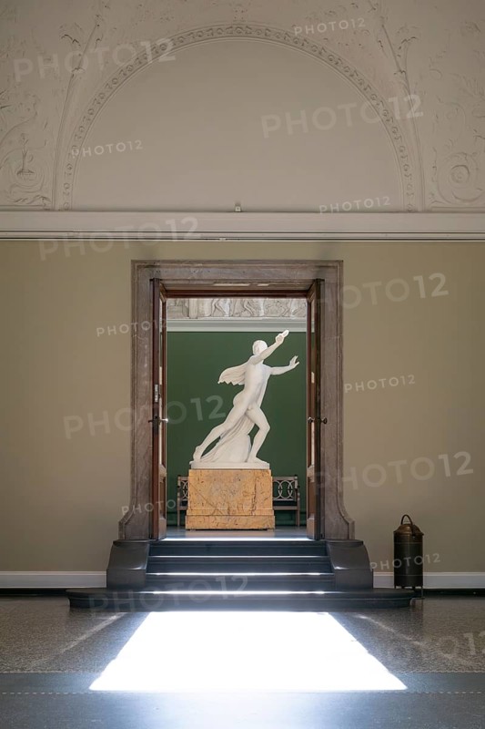 Sculpture, Ny Carlsberg Glyptotek or New Carlsberg Glyptothek, art museum for sculpture and painting, architects Vilhelm Dahlerup and Hack Kampmann, Copenhagen, Denmark, Europe