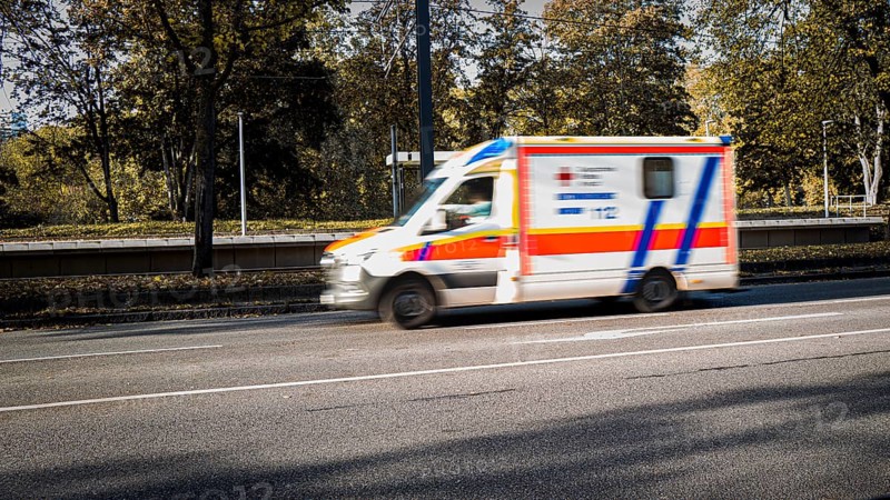 Emergency doctor, emergency ambulance, RTW, ambulance, rescue, ambulance, movement effect, speed, blue light, operation, Stuttgart, Baden-Württemberg, Germany, Europe