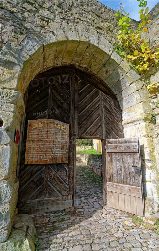East gate of Creuzburg Castle. Creuzburg. Creuzburg district, Thuringia, Germany, Europe