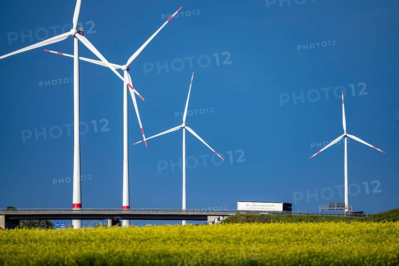 RWE Windpark Jüchen A44n, Garzweiler wind farm, at the Garzweiler opencast lignite mine, on the A44 motorway, Jackerath motorway junction, Nordex N149 wind turbines, located on recultivated areas of the opencast lignite mine, North Rhine-Westphalia, Germany, Europe