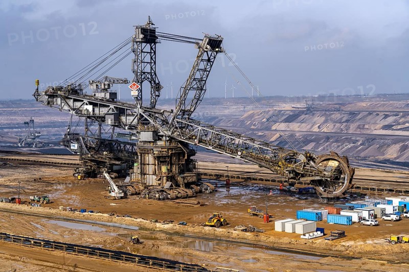 Garzweiler opencast lignite mine, bucket wheel excavator undergoing maintenance and repair, near Jüchen, North Rhine-Westphalia, Germany, Europe