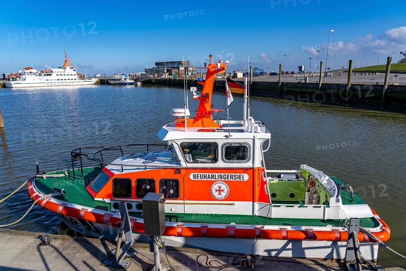 Neuharlingersiel, harbour, rescue boat, DGzRS, Lower Saxony, Germany, Europe
