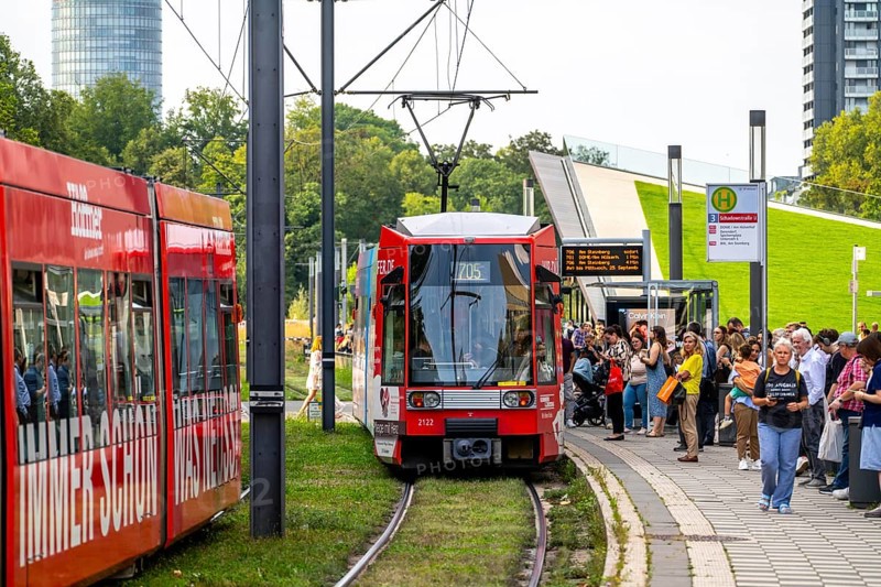 Local transport, Rheinbahn trams, Schadowstraße stop, North Rhine-Westphalia, Germany, Europe