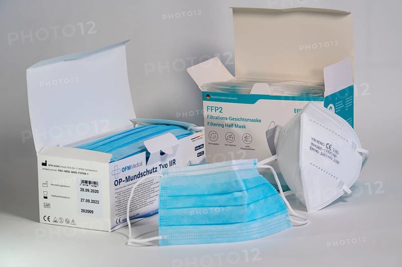 Packs of FFP2 protective masks and surgical face masks, face masks, with CE marking