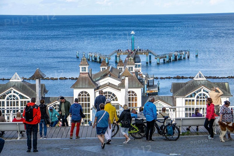 The pier of Sellin, 394 metres long, with restaurant, jetty, tourists, island of Rügen, Mecklenburg-Western Pomerania, Germany, Europe