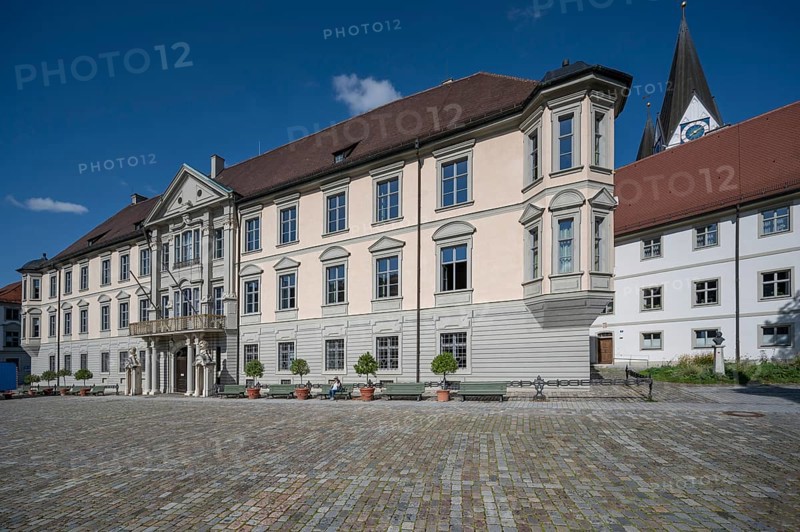 Former prince-bishop's residence built in the Baroque style in 1702, now the district administration office, Residenzplatz, Eichstätt, Upper Bavaria, Germany, Europe