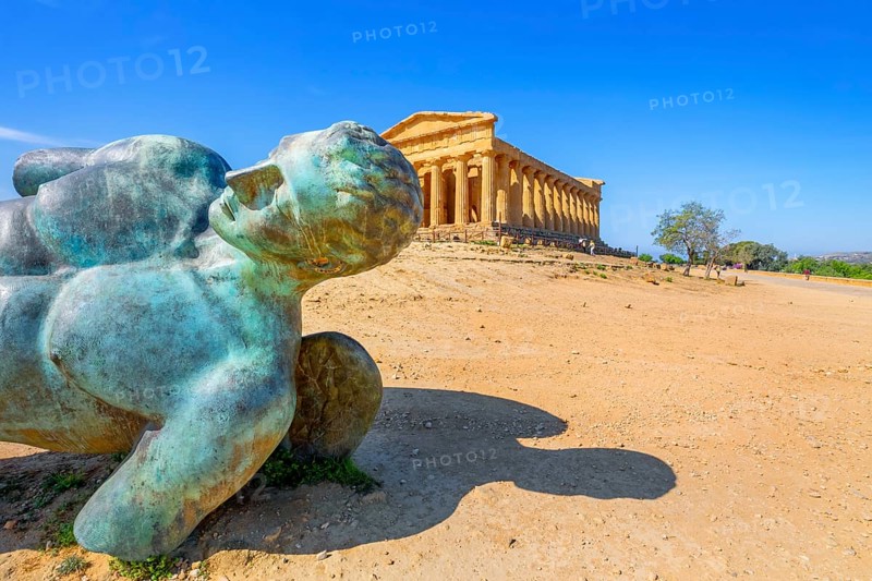 Temple of Concordia, Valley of Temples, Agrigento, Sicily, Italy, Europe