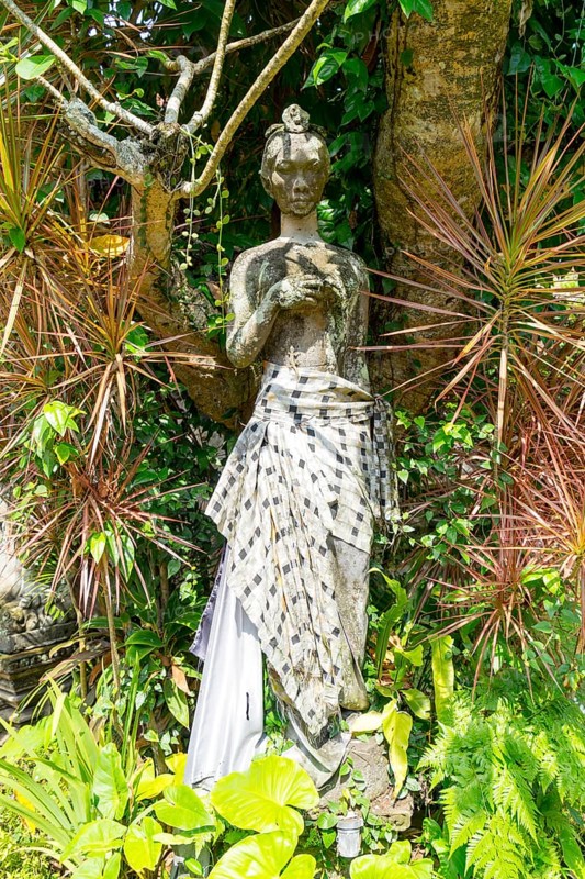 Statue in the temple Puri Saren Agung, in the palace of the royal family of Udud, Ubud, District Gianyar Regency, Bali, Indonesia, Asia