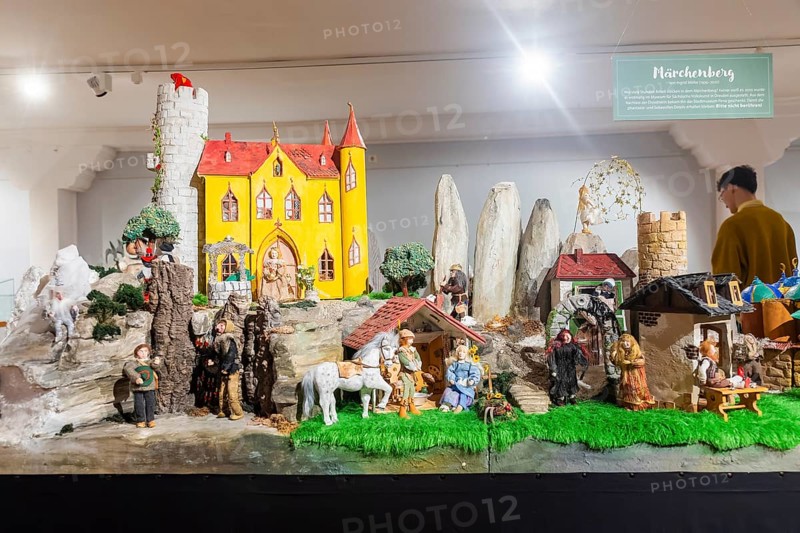 Over the turn of the year, the StadtMuseum Pirna will be a fairytale museum: theatre figures from the Puppentheater Bautzen and animated film figures from the former DEFA animation studio in Dresden and the HylasTrickfilm Dresden show the inspiration that fairytales have on the artistic design of puppets. Fairytale Mountain by Ingrid Möller, Pirna, Saxony, Germany, Europe