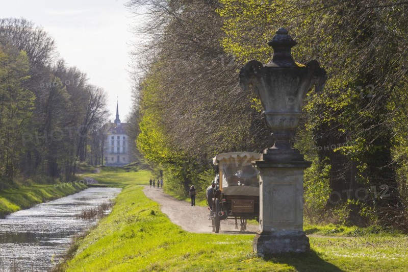 Canal between the Jagdschloss and the Fasanenschlösschen, Moritzburg, Saxony, Germany, Europe