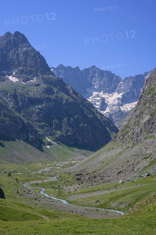 Glacier of the Agnieux Group, Villar-d'Arêne, Département Hautes-Alpes, France, Europe