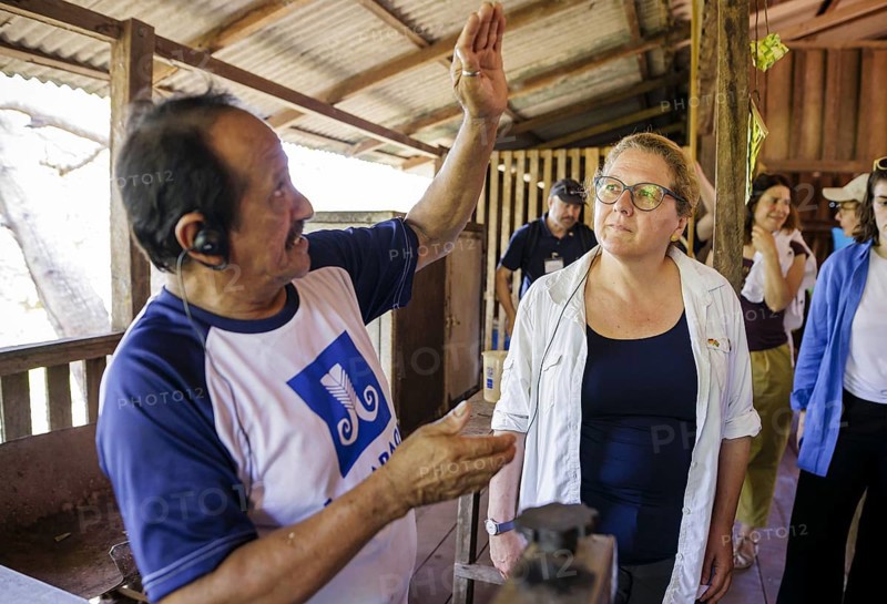 Svenja Schulze (SPD), Federal Minister for Economic Cooperation and Development, visits the community of Jamaraqua in the Tapajos National Forest. Here, processing natural latex. Jamaraqua, 20.07.2024. Photographed on behalf of the Federal Ministry for Economic Cooperation and Development