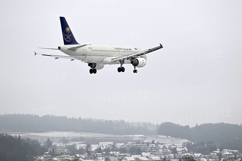 Aircraft Saudi Arabian Airlines, Airbus A320-200, HZ-ASC, Zurich Kloten, Switzerland, Europe