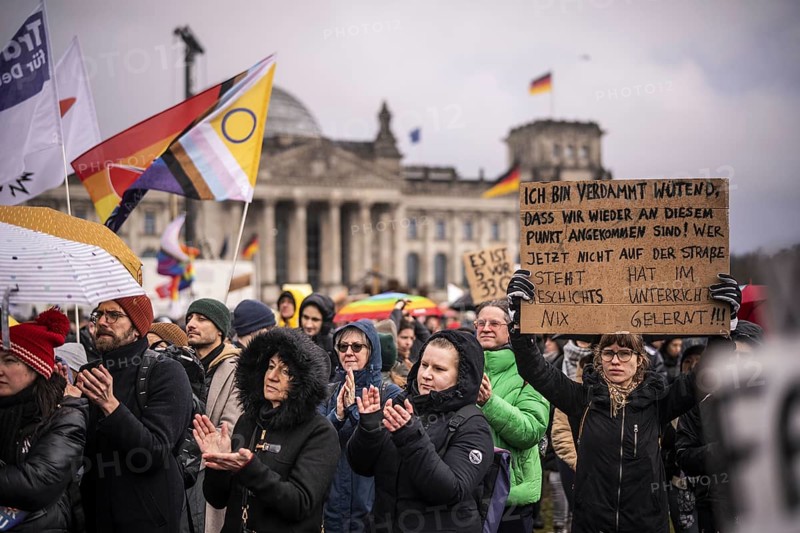 150, 000 people gather around the Bundestag in Berlin to build a human wall against the shift to the right in society. We are the firewall chanted demonstrators from a wide range of social groups. Recordings on 03.02.2024 in Berlin