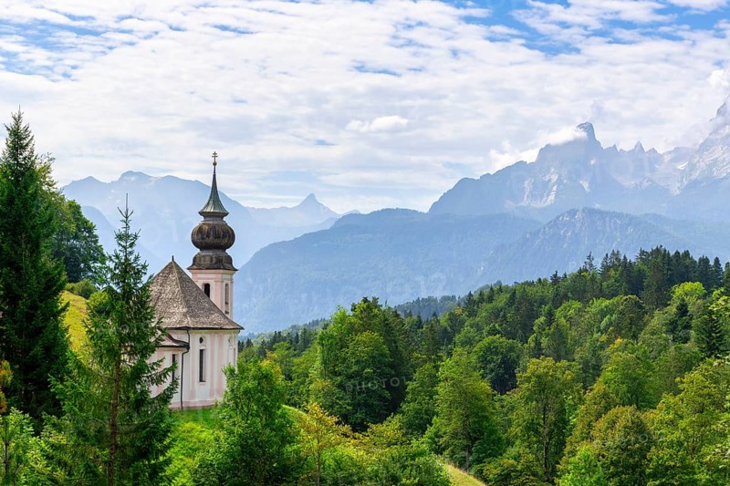 Maria Gern pilgrimage church, view of the Watzmann, Berchtesgarden Alps, Berchtesgaden, Berchtesgadener Land, Upper Bavaria, Bavaria, Germany, Europe