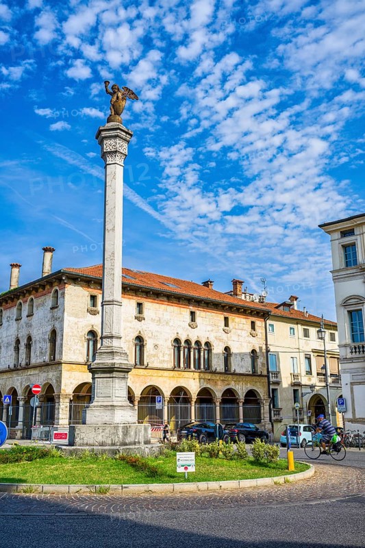 Column with angel figure, Vicenza, Veneto, Italy, Europe