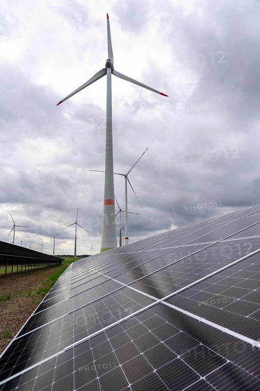 Wind farm and large-scale photovoltaic system, north-east of Bad Wünnenberg, near the village of Elisenhof, on the A44 motorway, North Rhine-Westphalia, Germany, Europe