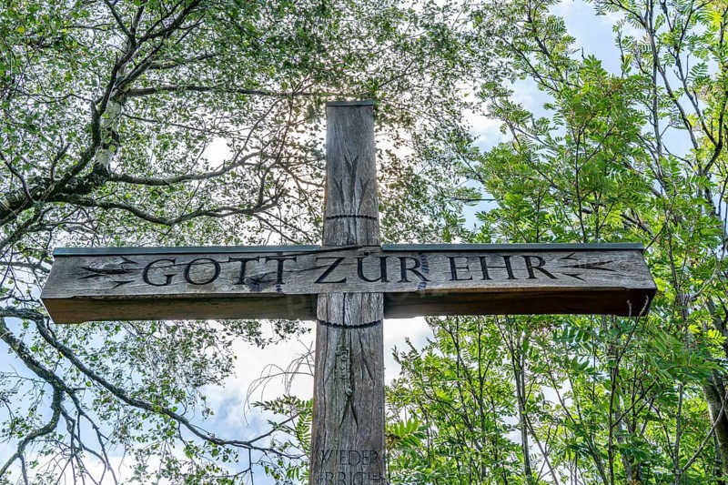 Wooden cross from the Kreuzberg near Winterberg, Oversum Hotel, spa centre, in the Hochsauerland district, North Rhine-Westphalia, Germany, Europe