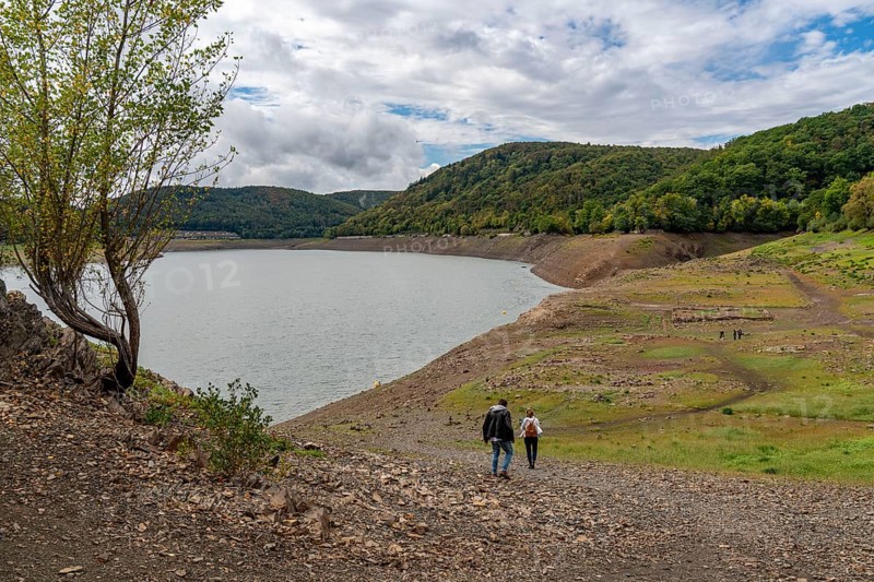 The Edersee, near Waldeck, the third largest reservoir in Germany, currently has only just under 13% of its normal level, the lake was last full in May 2022, dried up due to lack of rain, dry village of Berich, the water level is a good 25 metres below the normal level, Hesse, Germany, Europe