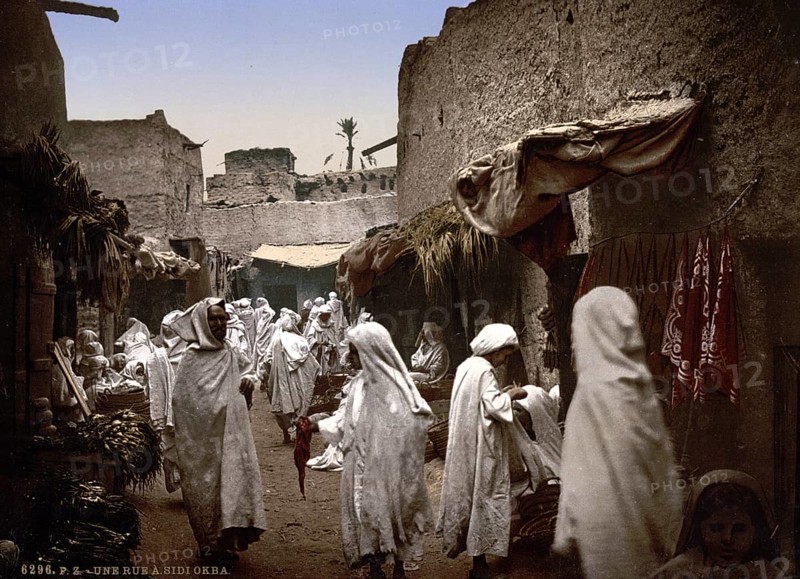 A street in Sidi Okba, Algeria, ca 1890, Historical, digitally restored reproduction from a 19th century original, Record date not stated, Africa