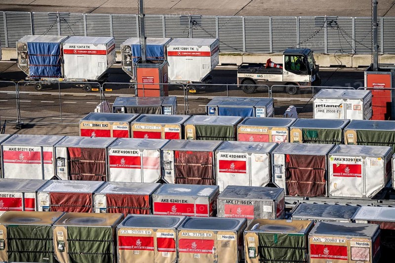 Düsseldorf Airport, Unit Load Devices, ULD, containers for baggage and freight for narrow-body and wide-body aircraft, baggage and freight are pre-packed here and can then be quickly loaded or unloaded onto the aircraft, storage area, Düsseldorf, North Rhine-Westphalia, Germany, Europe
