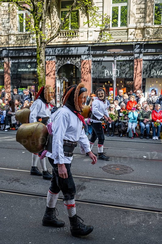 Participants dressed up as jesters from the guest canton of Schwyz, jesters' symposium of the Märchler carnival societies, parade of historically costumed guildsmen, Sechseläuten or Sächsilüüte, Zurich Spring Festival, Zurich, Switzerland, Europe