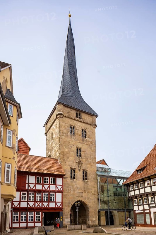Duderstadt is a town and independent municipality in the district of Göttingen in south-eastern Lower Saxony. The predominantly medieval townscape is characterised by around 600 town houses of various styles - mainly half-timbered houses, The Westerturm tower with its twisted spire is the town's landmark, Duderstadt, Duderstadt, Lower Saxony, Germany, Europe