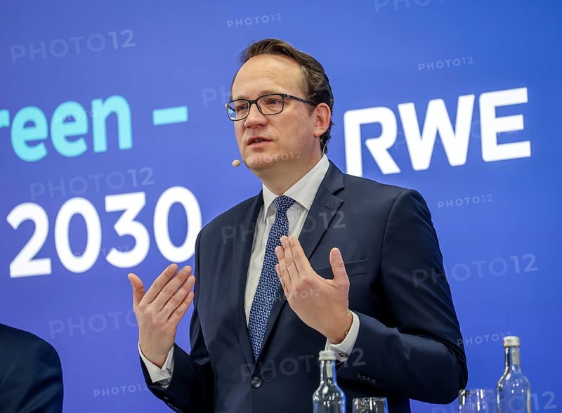 Essen, North Rhine-Westphalia, Germany, RWE CEO Markus Krebber at the RWE Annual Press Conference, Europe