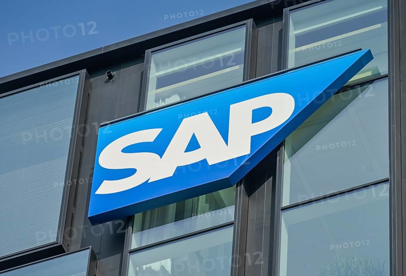 SAP high-rise building, branch office and training centre, administration, Frankfurter Straße, Sossenheimer Straße, Eschborn, Main-Taunus-Kreis, Hesse, Germany, Europe