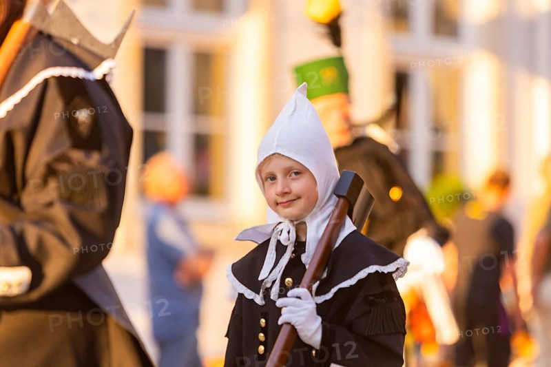 The so-called Bergstreittag is a beautiful centuries-old tradition and is celebrated on 22 July, the church memorial day and former feast day of Mary Magdalene in Schneeberg. The four quarterly sermons introduced in 1649 remained in place until 1845. These sermons were then abolished in favour of a single day, 22 July, which fell on Mary Magdalene. The Freiberg Mining Office recommended that this day should be celebrated with a festival and a mountain parade. In 1846, the Royal Ministry of Finance issued a decree to celebrate St Mary Magdalene's Day with a sermon and a magnificent mountain procession. The last major procession took place in July 1913. The First World War put an end to these processions. The tradition was not revived until July 1933, 528th Bergstreittag, mountain parade, Schneeberg, Saxony, Germany, Europe