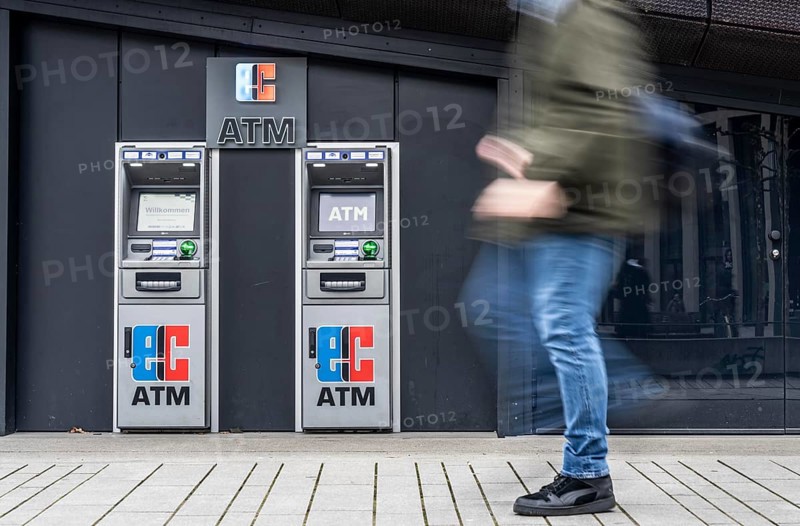 Cash machines, ATM, Automated Teller Machine, withdraw money with debit cards or credit cards, in the city centre of Düsseldorf, North Rhine-Westphalia, Germany, Europe
