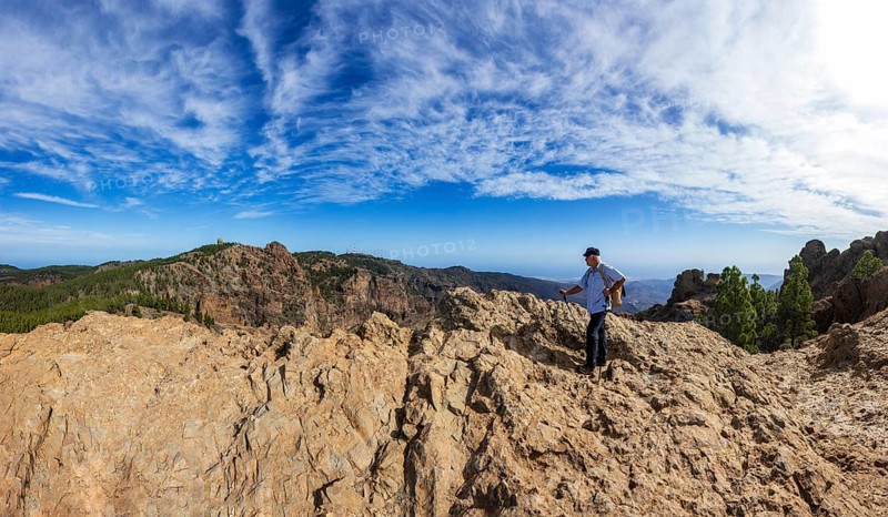 Hikers at the summit of El Campanario to Pico de las Nieves, Gran Canaria, Canary Islands, Spain, Europe