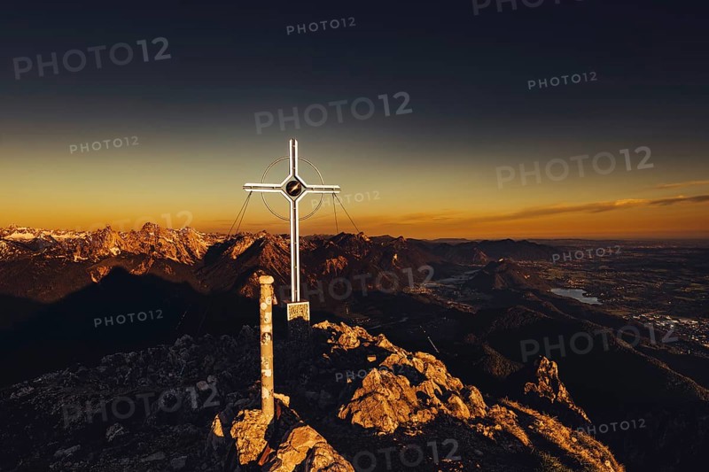 Summit cross, sunrise hiking tour on the Säuling in the Allgäu in Bavaria, Germany, Europe