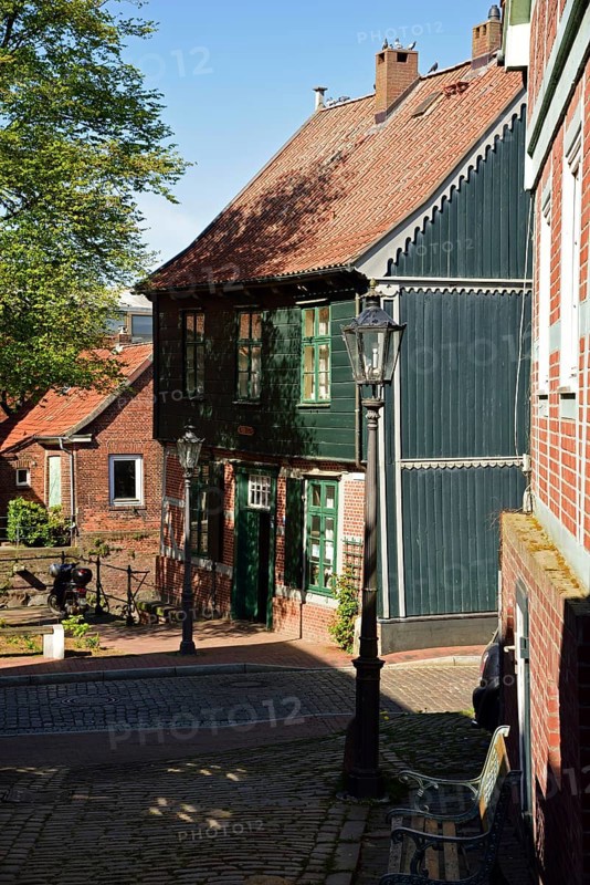 Europe, Germany, Lower Saxony, Stade, Hamburg metropolitan region, Hanseatic city, Hanseatic harbour, tree house from 1773, former harbour master's house, Hamburg, Hamburg, Federal Republic of Germany, Europe