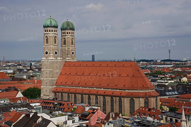 Europe, Germany, Bavaria, City of Munich, Marienplatz, Church of Our Lady, View from St Peter's Church, Europe