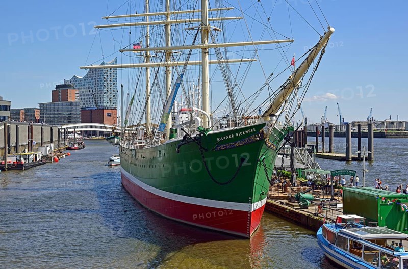 Europe, Germany, Hamburg, Elbe, harbour, Rickmer Rickmers, museum ship, Baumwall, Elbe Philharmonic Hall in the background, full-rigged ship, former cargo ship, Hamburg, Hamburg, Federal Republic of Germany, Europe