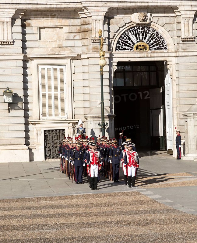 Soldiers in traditional dress uniform, Palacio Real royal palace, Madrid, Spain, Europe
