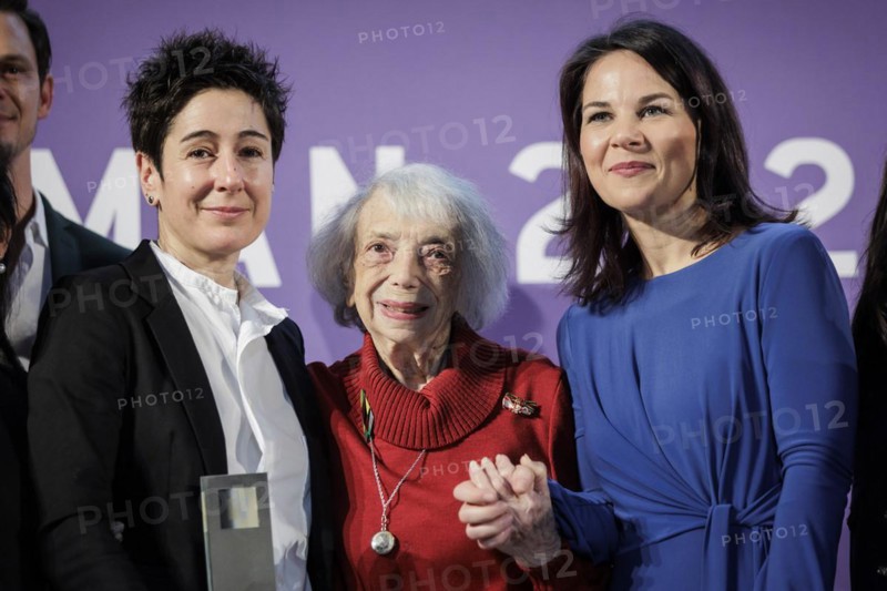 (L-R) Dunja Hayali, journalist and TV presenter, Margot Friedländer, Holocaust survivor, and Annalena Bärbock (Bündnis 90/Die Grünen), Federal Foreign Minister, photographed at the DSI Talisman Award ceremony in Berlin, 12 March 2024. With the Talisman Award, the Deutschlandstiftung Integration honours people who have rendered outstanding services to the cohesion of our society through their commitment. Photographed on behalf of the Federal Foreign Office