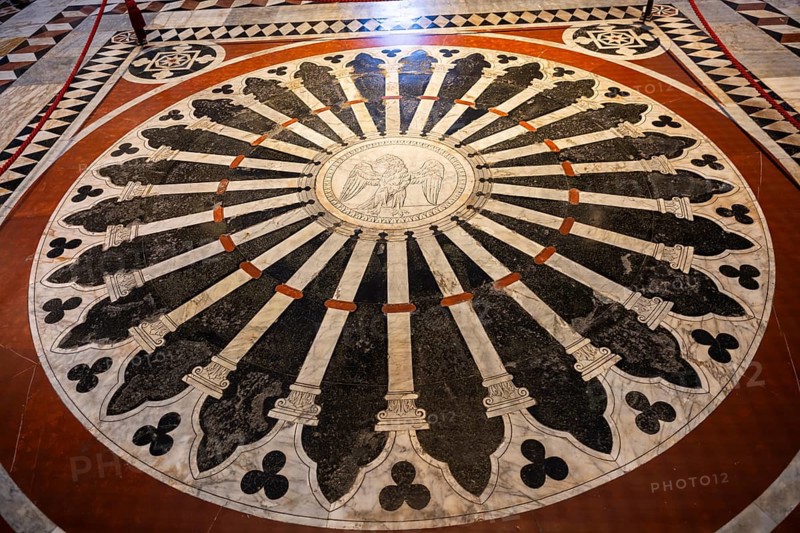 Interior of colorful marble decoration, Siena Cathedral or Cattedrale di Santa Maria Assunta, Siena, Tuscany, Italy, Europe