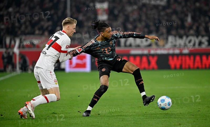 Tackle, action foul holding Chris Führich VfB Stuttgart (27) v Michael Olise FC Bayern Munich FCB (17) MHPArena, MHP Arena Stuttgart, Baden-Württemberg, Germany, Europe