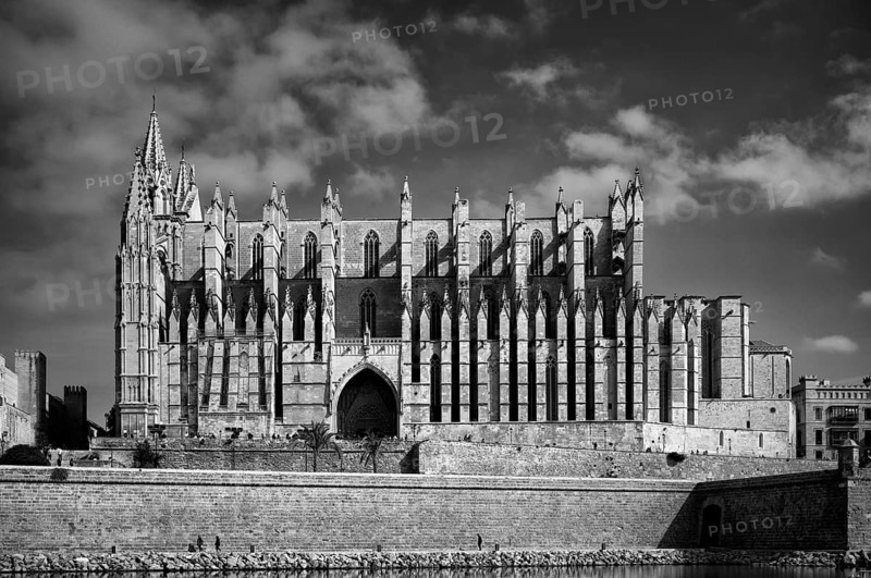 La Seu, Basilica de Santa Maria, Cathedral of St Mary, black and white, Palma de Majorca, Majorca, Balearic Islands, Balearic Islands, Spain, Europe