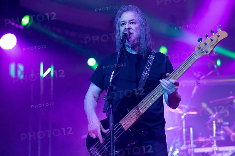 Eddie Jackson from Queensrÿche live on The Origins Tour EU/UK 2025 at Metropol Berlin on 26/02/2025