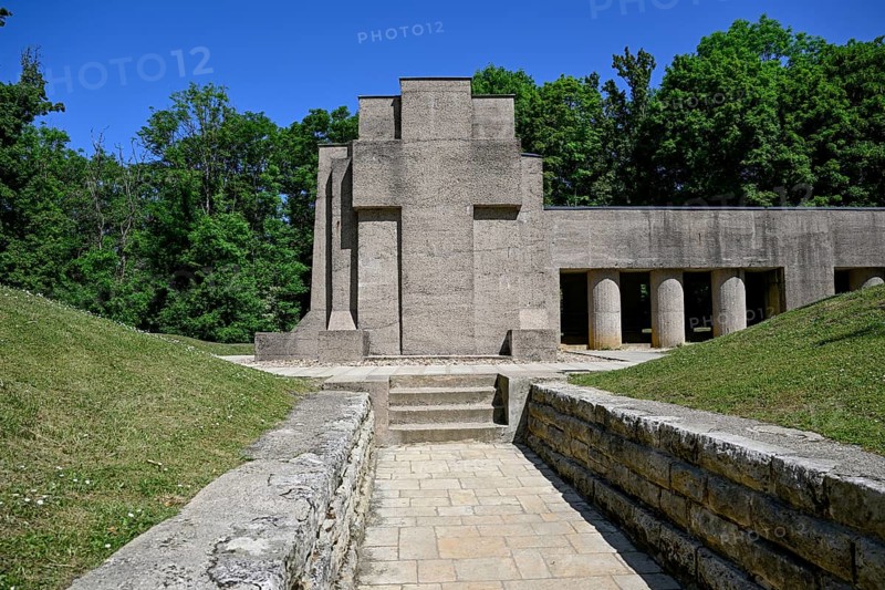 Tranchée des Baïonnettes memorial to the fallen in the First World War, near Verdun, Grand Est region, France, Europe