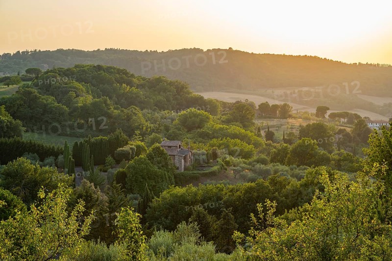 Hilly landscape in Tuscany, view from the upper city wall of Montepulciano, Tuscany, Italy, Europe
