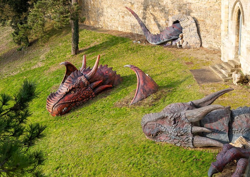 Dragon attraction next to Cob Hall Tower, Lincoln castle, city of Lincoln, Lincolnshire, England, UK