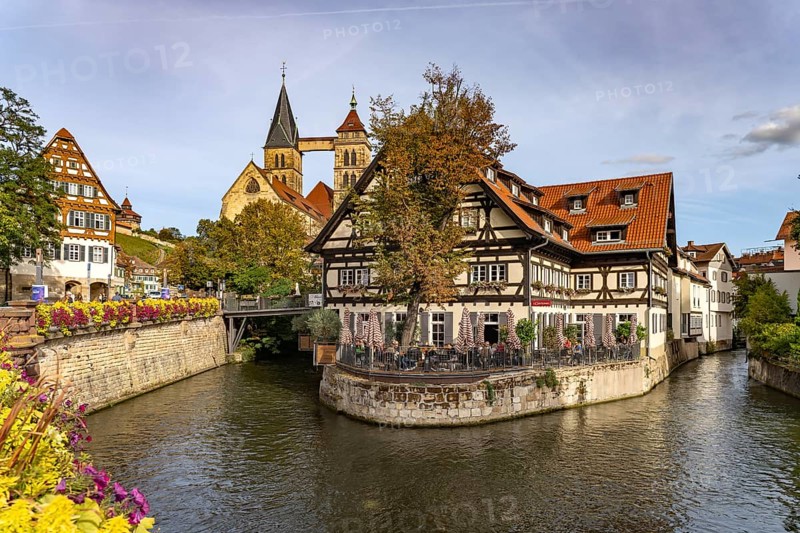 View from the Agnes Bridge to the Roßneckarkanal, half-timbered house with gastronomy and the parish church St. Dionys in Esslingen am Neckar, Baden-Württemberg, Germany, Europe
