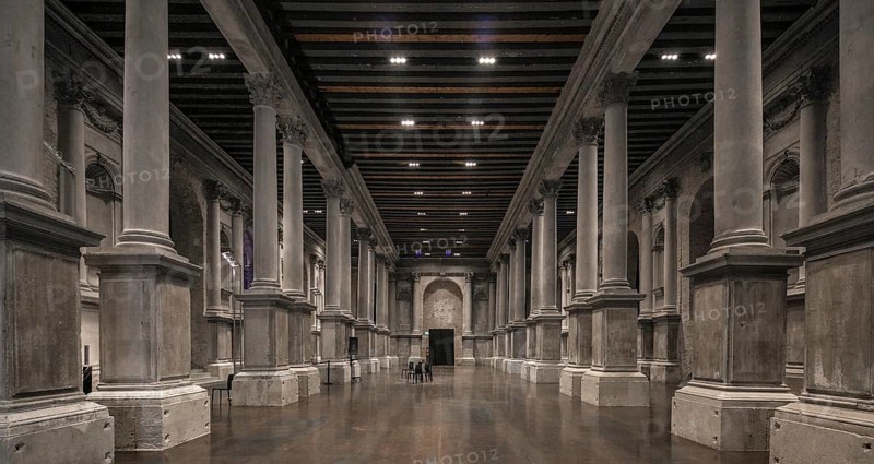 Italy Venice Scuola Grande della Santa Maria Misericordia -431 v Jacopo Sansovino not completed until 1583 Parterre hall with Corinthian columns