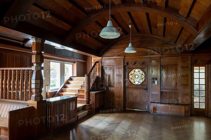 Krefeld, Villa Merländer, residence of Richard Merländer, built in 1924/25 by Friedrich Kühnen, panelled hall on the upper floor