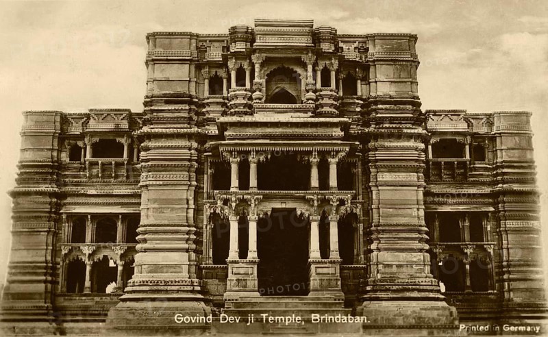 Old picture postcard of govind dev ji temple, Brindaban Vrindavan, Mathura, Uttar Pradesh, India, Asia