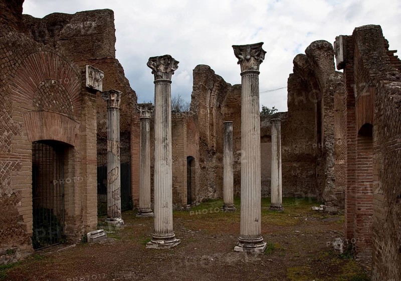 Piazza d' Oro, Imperial Hall